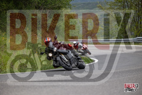 Passo del Giogo 04-05-25 h13-22 0116