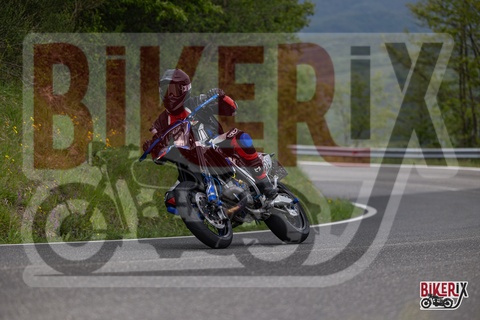 Passo del Giogo 04-05-25 h13-43 0334