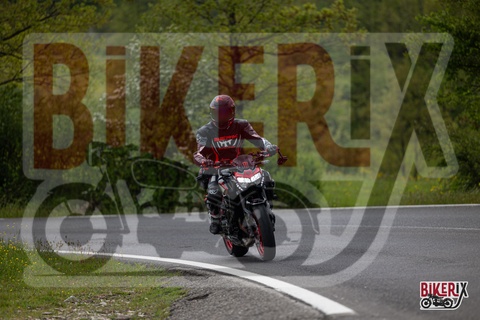 Passo del Giogo 04-05-25 h13-46 0336