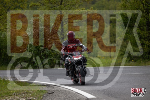 Passo del Giogo 04-05-25 h13-46 0339