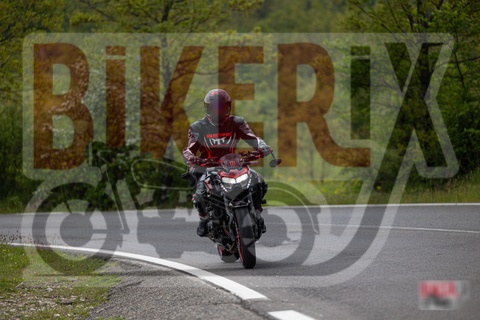 Passo del Giogo 04-05-25 h13-46 0342