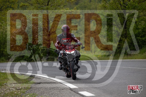 Passo del Giogo 04-05-25 h13-46 0343