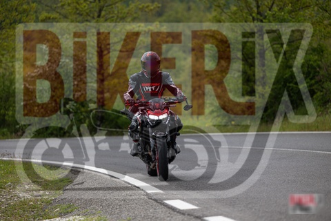 Passo del Giogo 04-05-25 h13-46 0346