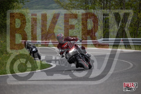 Passo del Giogo 04-05-25 h13-48 0351