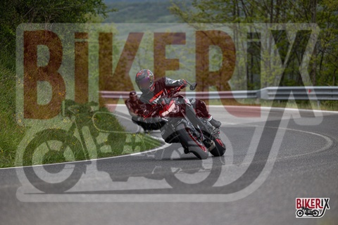 Passo del Giogo 04-05-25 h13-48 0353