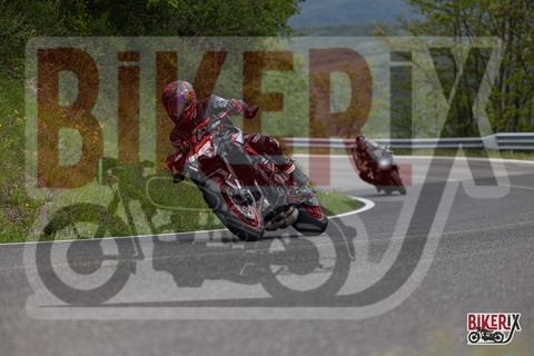 Passo del Giogo 04-05-25 h13-48 0356
