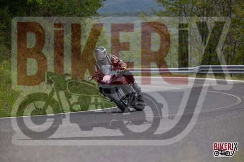 Passo del Giogo 04-05-25 h13-48 0359