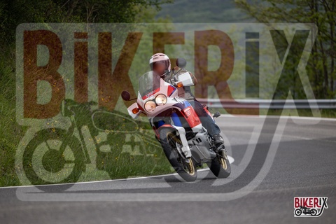Passo del Giogo 04-05-25 h13-49 0364