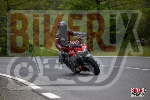 Passo del Giogo 04-05-25 h13-57 0425