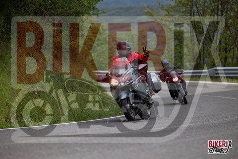 Passo del Giogo 04-05-25 h13-58 0452