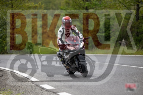 Passo del Giogo 04-05-25 h14-05 0503