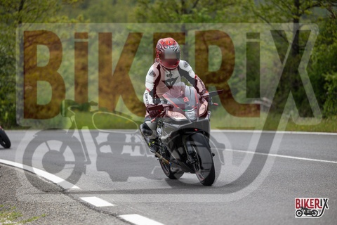 Passo del Giogo 04-05-25 h14-05 0504
