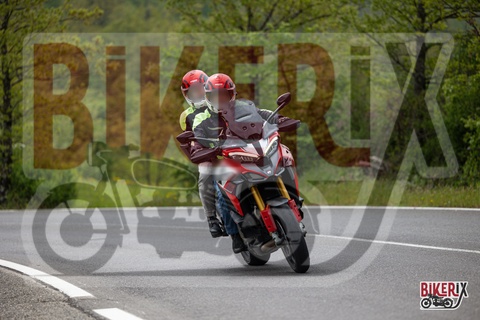 Passo del Giogo 04-05-25 h14-08 0531
