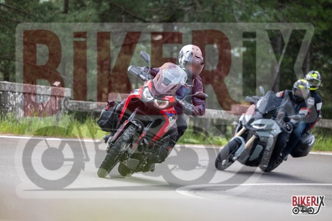 Passo del Muraglione 04-05-25 h10-57 0327