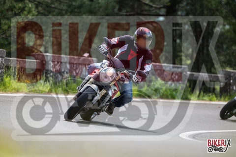 Passo del Muraglione 04-05-25 h11-49 0711