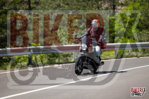 Passo del Muraglione 04-05-25 h12-46 1058