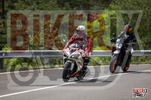Passo del Muraglione 04-05-25 h13-51 1396