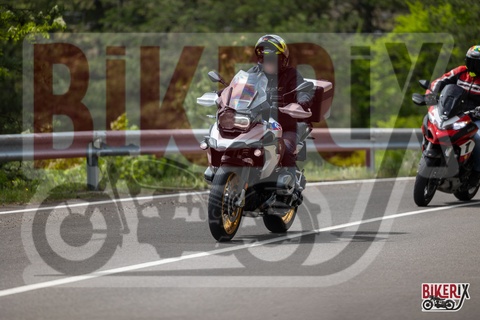 Passo del Muraglione 04-05-25 h13-56 1421