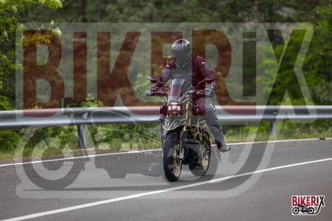 Passo del Muraglione 04-05-25 h14-48 1889