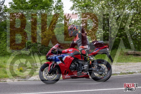 Passo del Muraglione 04-05-25 h14-52 1920