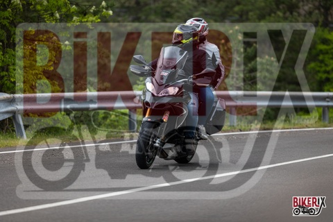 Passo del Muraglione 04-05-25 h14-55 1966