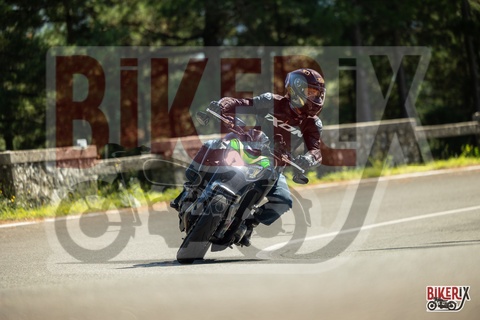 Passo del Muraglione 04-10-25 h13-42 0816