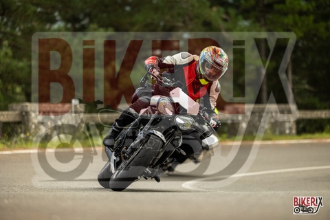 Passo del Muraglione 04-10-25 h13-59 0926