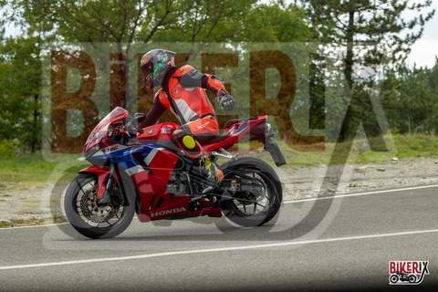 Passo del Muraglione 04-10-25 h15-02 1307