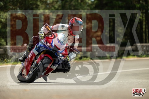 Passo del Muraglione 07-09-25 h12-35 1979