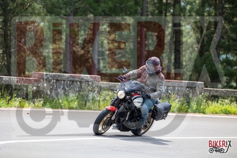 Passo del Muraglione 10-05-25 h12-12 0521