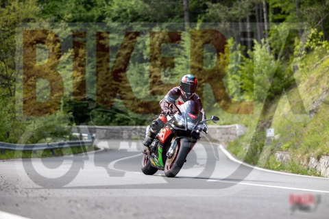 Passo del Muraglione 10-05-25 h16-06 2000