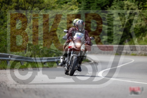 Passo del Muraglione 10-05-25 h16-08 2004