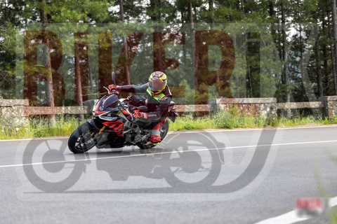 Passo del Muraglione 10-05-25 h16-11 2011