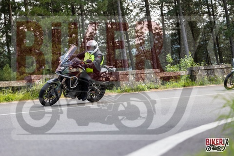 Passo del Muraglione 10-05-25 h16-11 2017