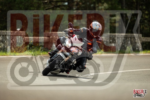 Passo del Muraglione 13-09-25 h12-42 1100