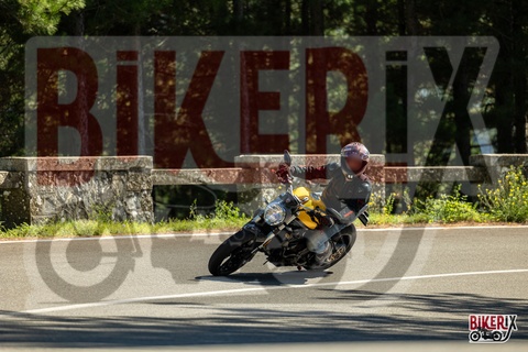 Passo del Muraglione 20-09-25 h14-35 1965