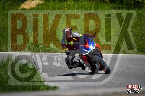 Passo della Futa 01-05-25 h11-03 0753