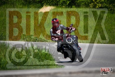 Passo della Futa 01-05-25 h11-32 1087