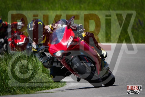 Passo della Futa 01-05-25 h13-47 2046