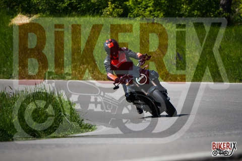 Passo della Futa 01-05-25 h14-53 2264