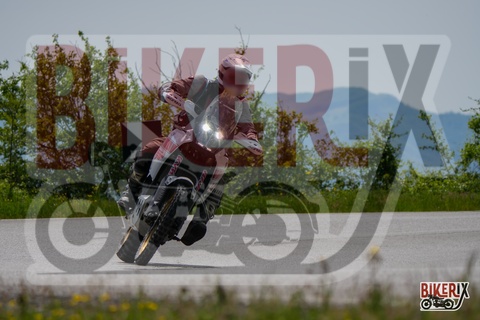 Passo della Futa 04-05-25 h11-45 0521