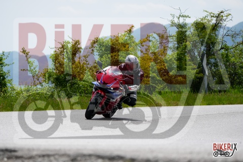 Passo della Futa 04-05-25 h12-29 0932