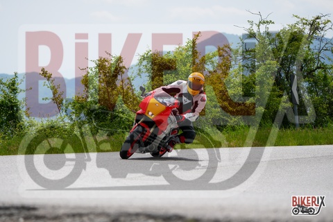 Passo della Futa 04-05-25 h12-29 0937