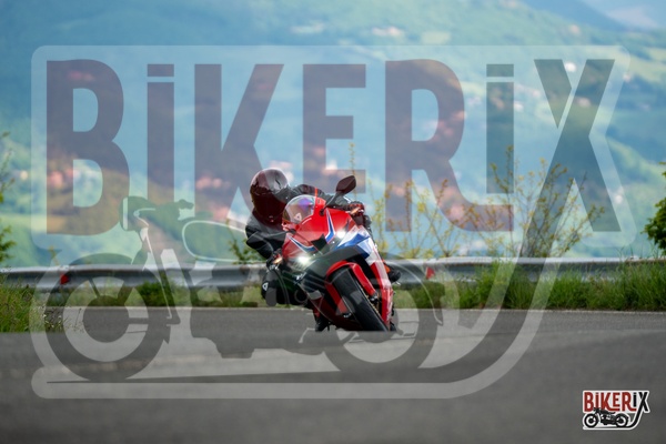 Passo della Futa 10-05-25 h11-12 0218