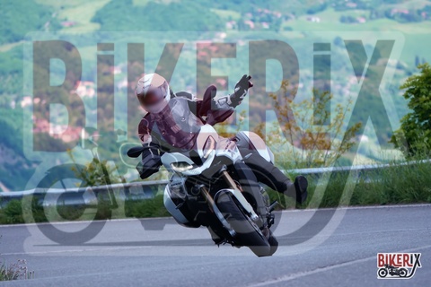 Passo della Futa 17-05-25 h11-46 1460