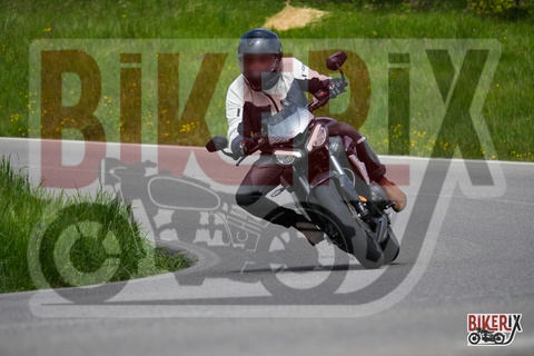 Passo della Futa 26-04-25 h11-45 1015
