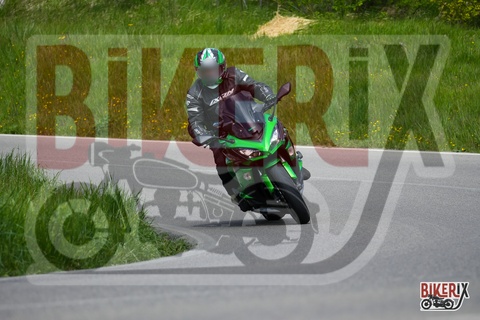 Passo della Futa 26-04-25 h11-45 1022