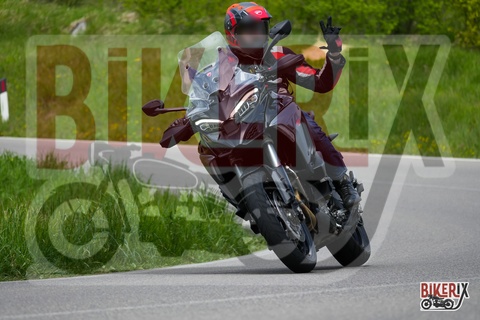 Passo della Futa 26-04-25 h11-49 1104