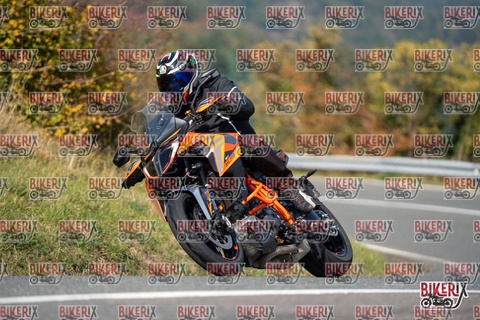 Passo della Futa E 11-10-25 h13-01 1190