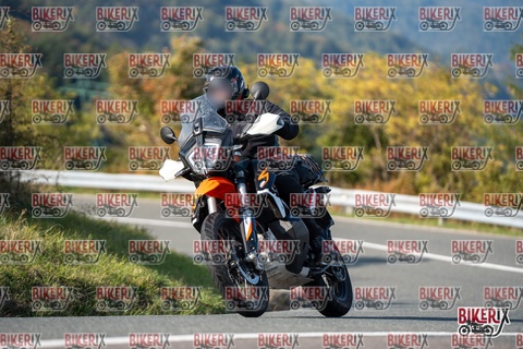 Passo della Futa E 11-10-25 h15-23 1976